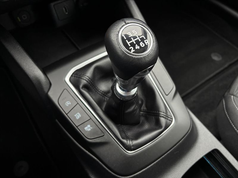 Ford Focus 1,0 EcoBoost 92kW Trend - fotka 27 z 28