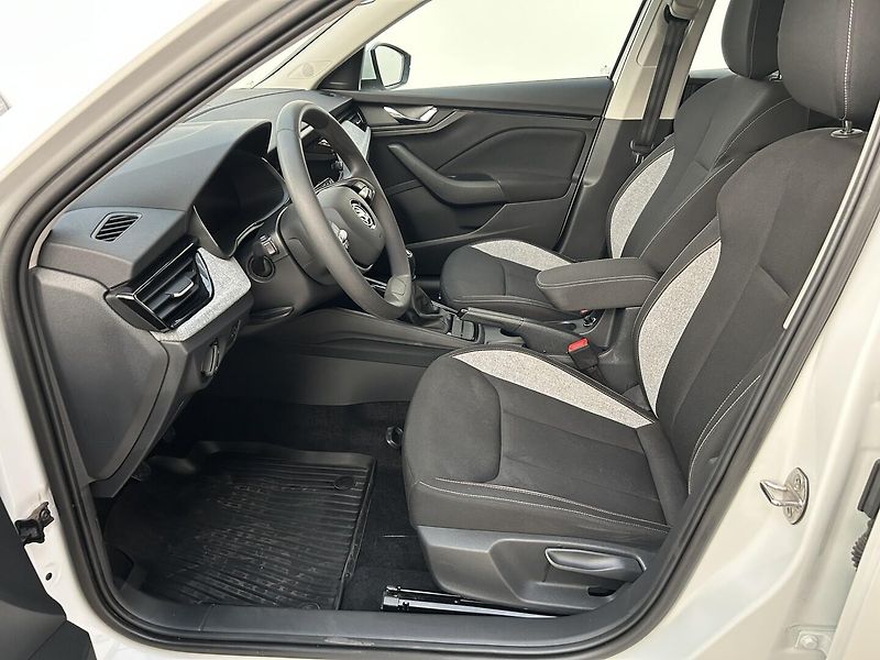 Škoda Kamiq 1.0 TS Selection - fotka 22 z 30