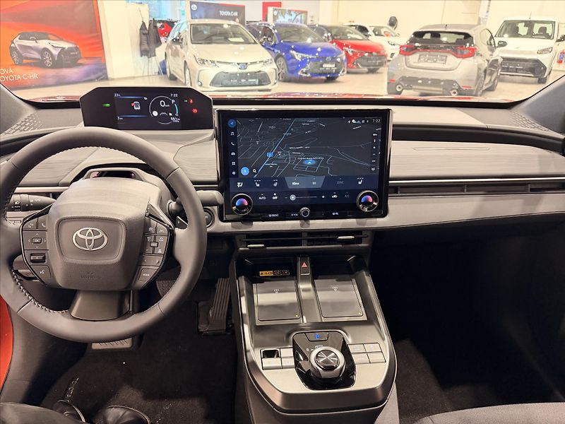 Toyota C-HR 0,0 Executive  77 kWh, pohon A - fotka 8 z 10