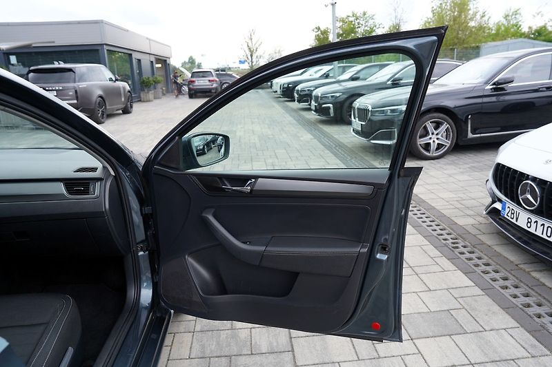 Škoda Rapid 1.0 TSI 95 PS Style/Al/LED/ČR - fotka 18 z 34