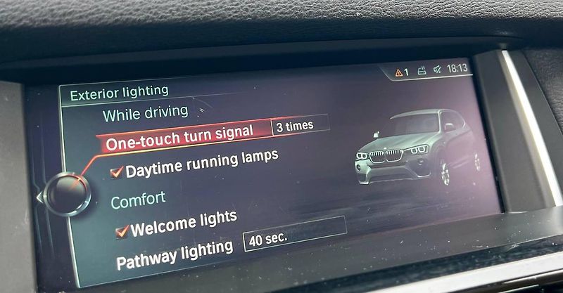 BMW X3 (2017)  XDRIVE28I AUTOMAT 2017 180KW - fotka 31 z 35