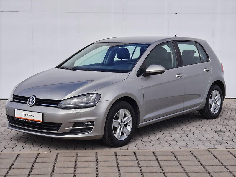Volkswagen Golf Maraton Edition 1,4TSI - fotka 1 z 21