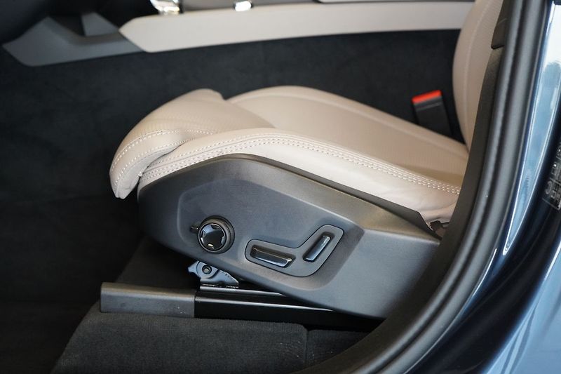 Volvo XC90 T8 PLUS Bright, Ventilace, 360 - fotka 22 z 49