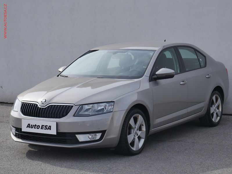 Škoda Octavia (2016) 1.6TDi, ČR, GreenLine - fotka 3 z 17