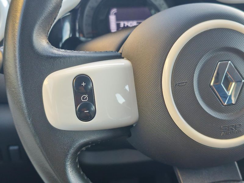 Renault Twingo 2021 ZE VIBES  - fotka 9 z 31