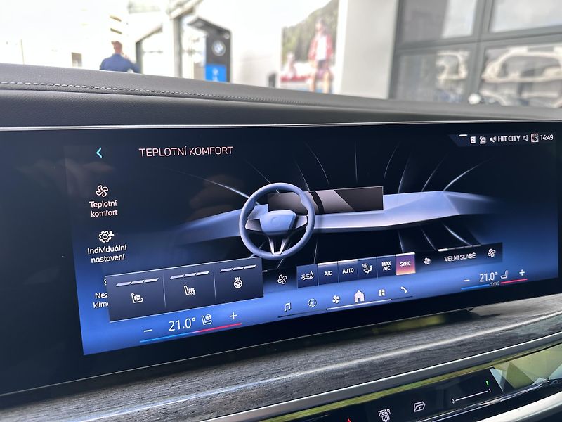BMW i7 xDrive60 - fotka 25 z 31