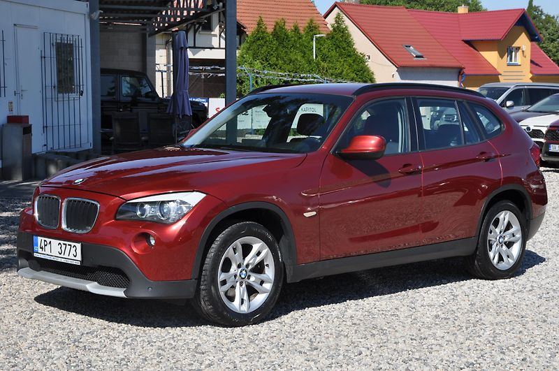 BMW X1 20d xDrive 130kW Automat - fotka 1 z 19