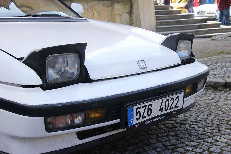 V Příbrami se sjela historická auta a motorky v rámci tradiční akce Česká Route 66.