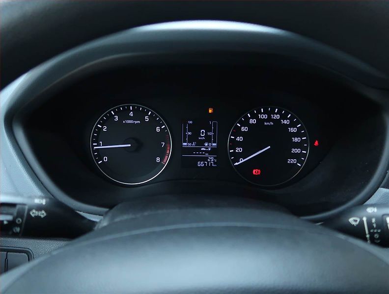 Hyundai i20 (2016) 1.2, ČR,1.maj, Serv.kniha - fotka 11 z 15