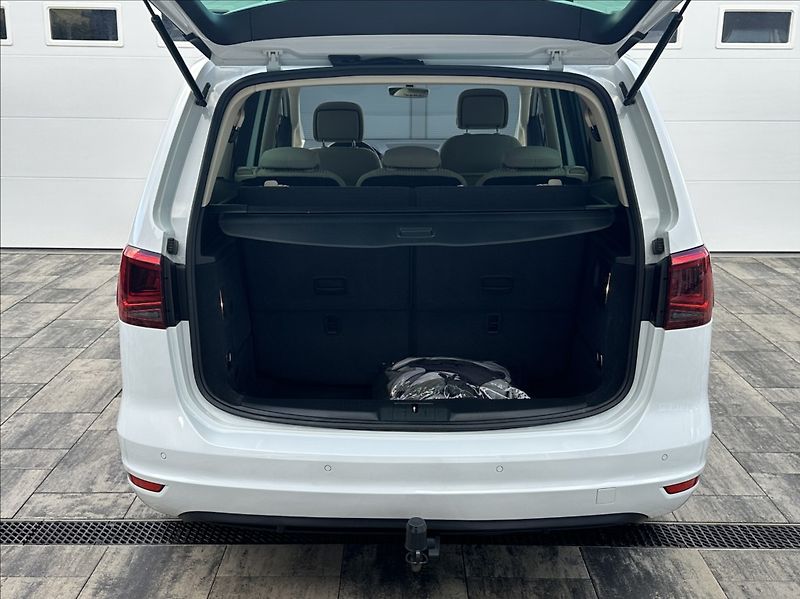 Seat Alhambra 1,4 TSI 150PS  Style-7 - fotka 39 z 52
