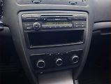 Škoda Octavia (2012) 1.6, Serv.kniha, Tempomat - náhled 12