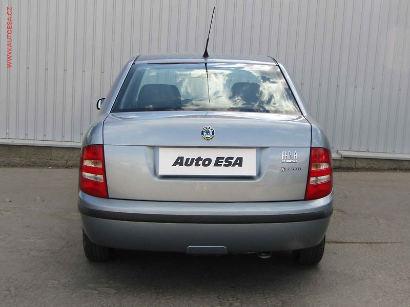 Škoda Fabia (2003) 1.2i, 2.maj,ČR, El.okna - fotka 5 z 16