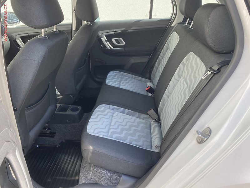 Škoda Fabia (2008) 1.2i, ČR, Ambiente, AC - fotka 10 z 16