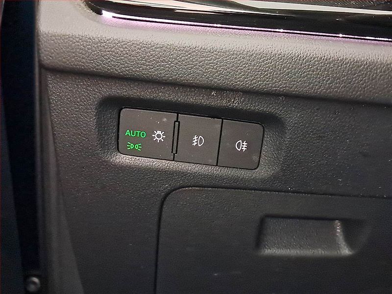 Škoda Octavia (2022) 2.0 TDI - fotka 18 z 20