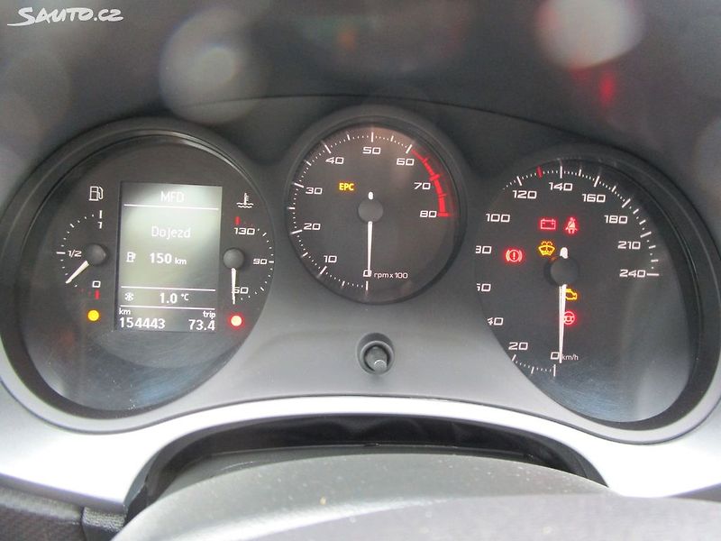 Seat Leon 1,4TSI-92KW-LINEAR- NOVÁ STK - fotka 22 z 30