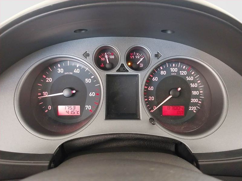 Seat Ibiza (2008) 1.4 16V, Serv.kniha, po STK - fotka 11 z 16