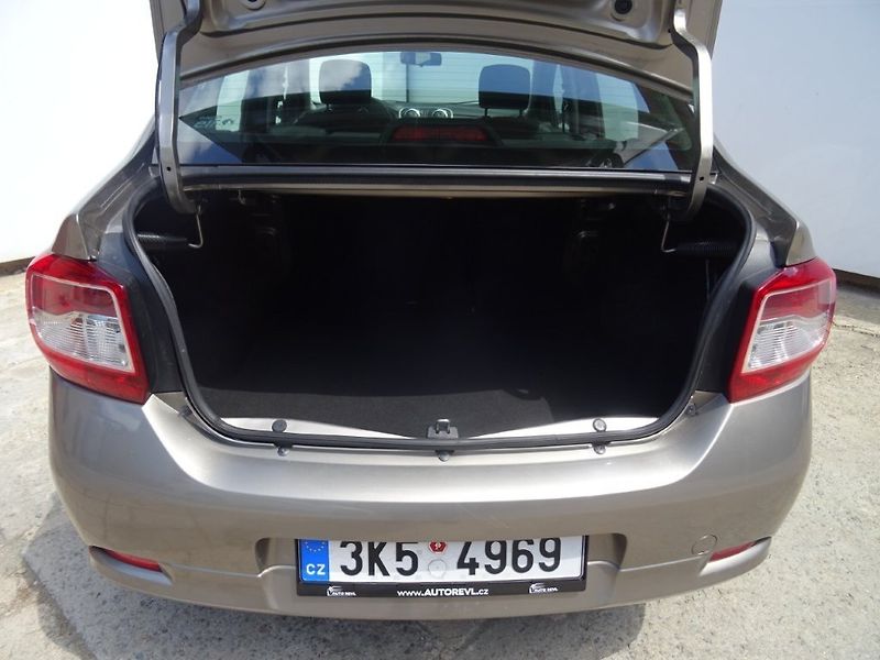 Dacia Logan (2013) 1.2i,1majČR,S.kniha,klima - fotka 18 z 22