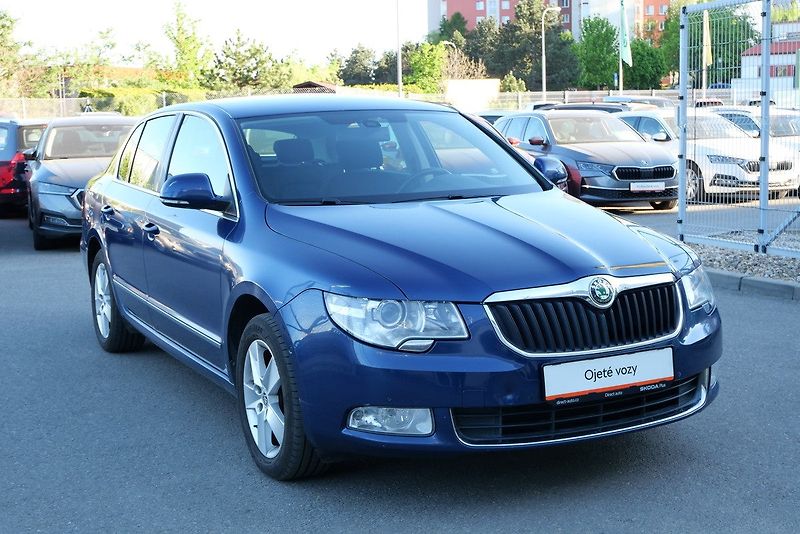 Škoda Superb - fotka 4 z 6