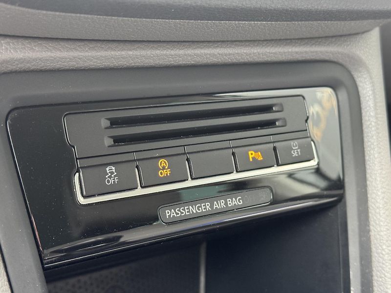 Seat Alhambra (2014) 2.0TDi MAN Style,7míst, tažné  - fotka 42 z 51