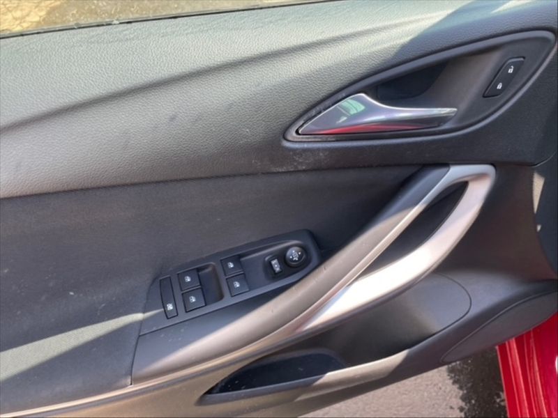 Opel Astra 1,5 CDTi 90 Edition 5d - fotka 11 z 11