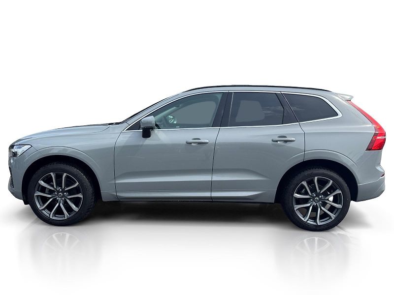 Volvo XC60 B5 AWD (benzín) CORE 1.maj. - fotka 2 z 46