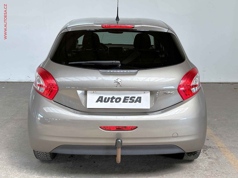 Peugeot 208 (2012) 1.4i, ČR, servis.kniha - fotka 5 z 14
