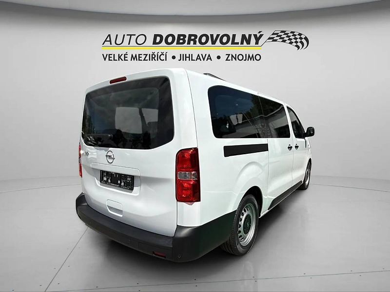 Opel Vivaro (2026) L2 (L) Combi 2.2 CDTi 180k AT8 - fotka 7 z 25