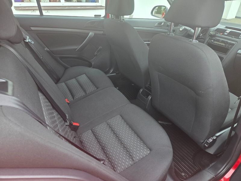 Škoda Octavia (2013) 1.2 TSi - fotka 16 z 20