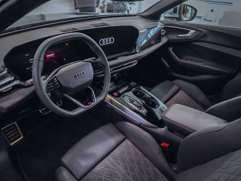 Audi S5 Sedan quattro 3.0TFSI - fotka 9 z 28