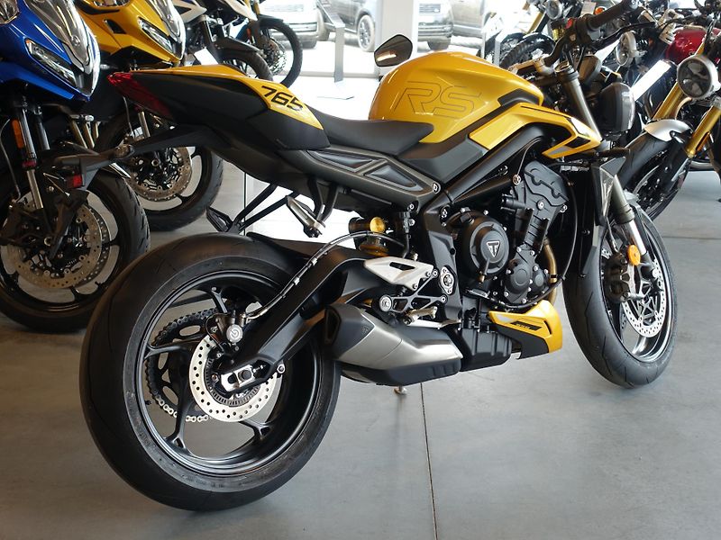 Triumph Street Triple 765 RS (2026) Akce + záruka 2+2 - fotka 3 z 10