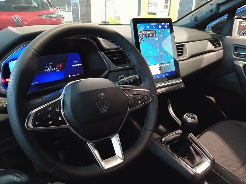 Renault Symbioz (2025) techno mild hybrid 140 - fotka 4 z 7
