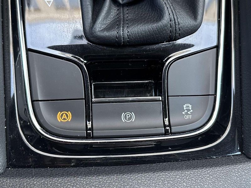 Škoda Karoq (2024) 1.5 TSI DSG Fresh - fotka 24 z 34