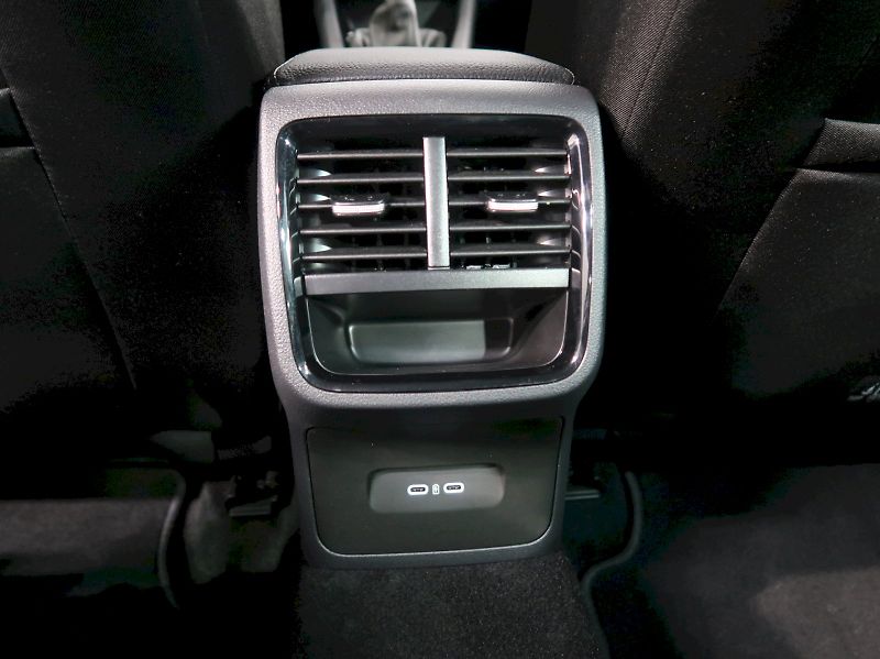 Škoda Octavia (2024) TOP SELECTION 1.5TSI 110KW - fotka 35 z 37