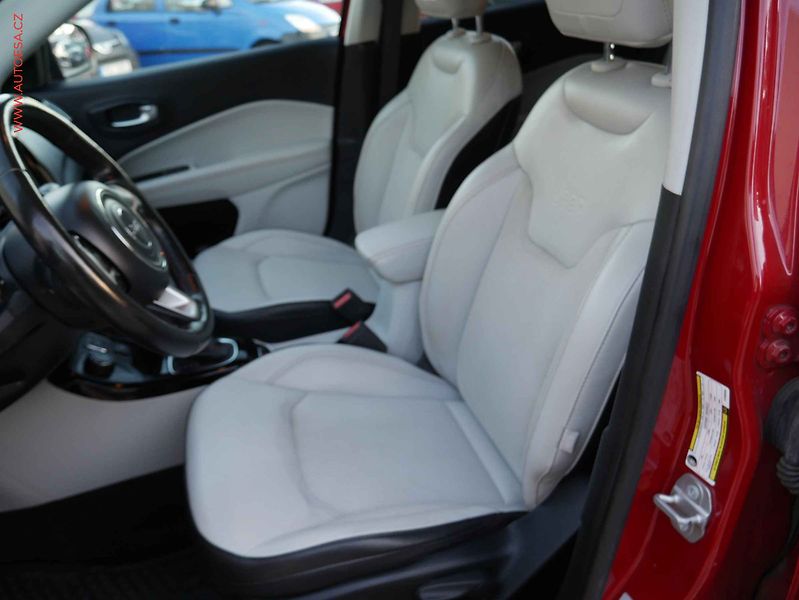 Jeep Compass (2019) 2.0 MJT 4x4, 2.maj,ČR, AT - fotka 9 z 16