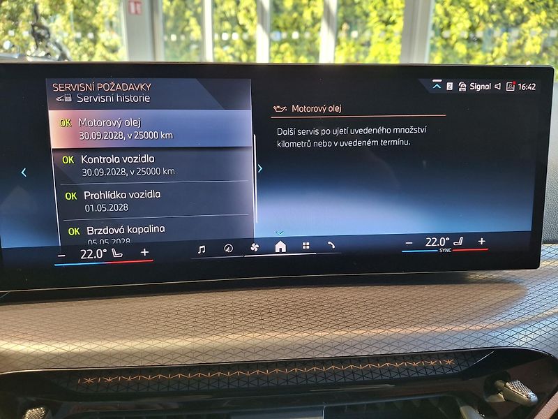 BMW Řada 3 320d xDrive Touring M-Sport - fotka 30 z 37