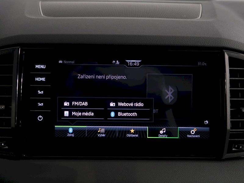 Škoda Karoq (2026) SPORTLINE 1.5TSI 110KW DSG - fotka 25 z 43