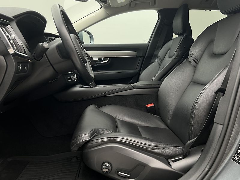 Volvo V90 T5 AWD PLUS AUT - fotka 3 z 44