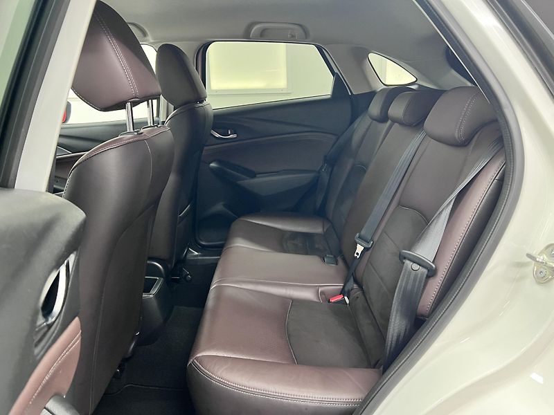 Mazda CX-3 2.0i 110 kW, Kizoku, 4x4 - fotka 17 z 33