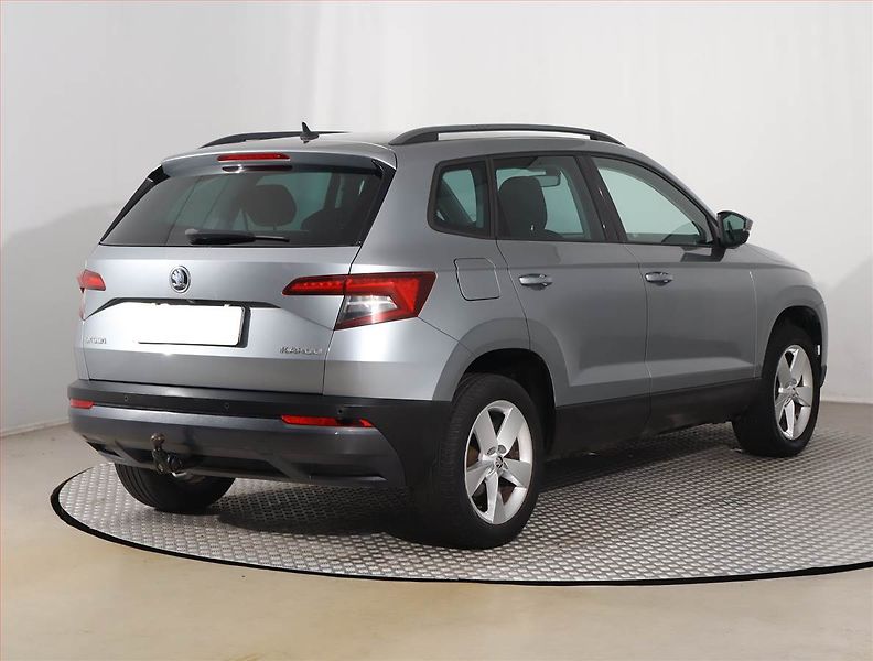 Škoda Karoq (2018) 1.5 TSI, Automat, Tempomat - fotka 5 z 16