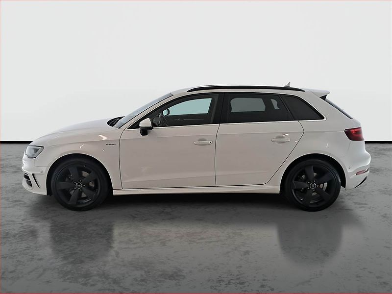 Audi A3 (2015) e-tron, Automat, Serv.kniha - fotka 3 z 20