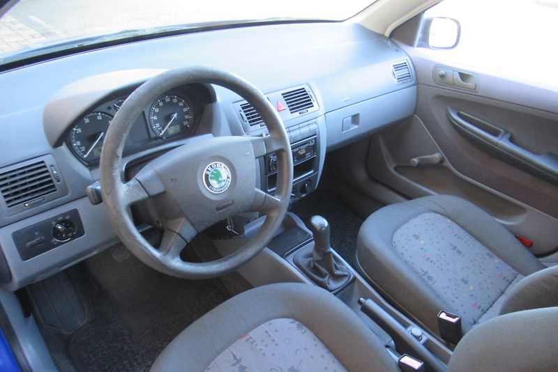 Škoda Fabia 1.2 HTP  EURO IV - fotka 9 z 18