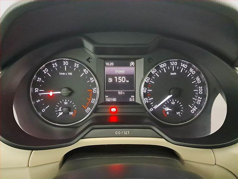 Škoda Octavia (2016) 2.0 TDI, Serv.kniha, Tempomat - fotka 11 z 16