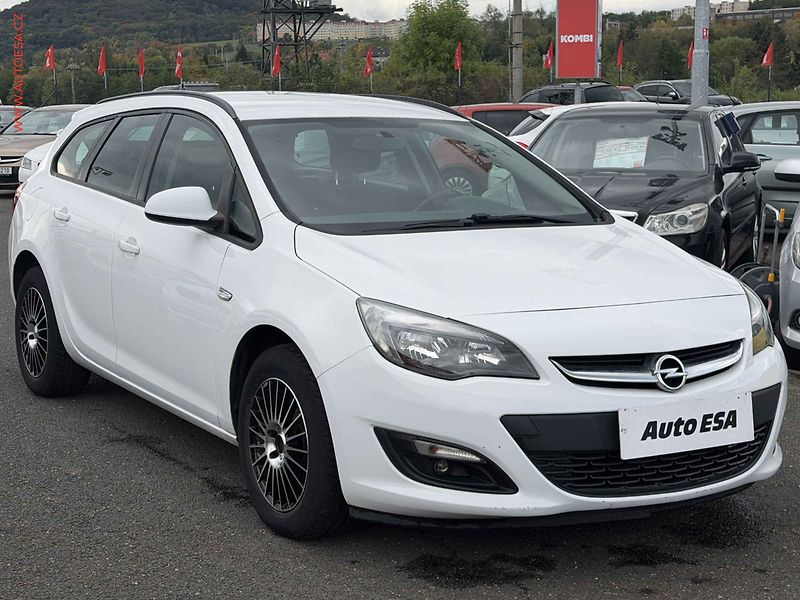 Opel Astra (2015) 1.6 CDTi, ČR, AC, tempo - fotografie inzerátu