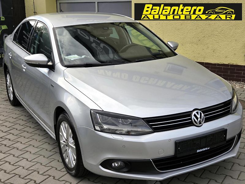 Volkswagen Jetta Trend LIFE *SERV.KNÍŽKA*       - fotka 1 z 42