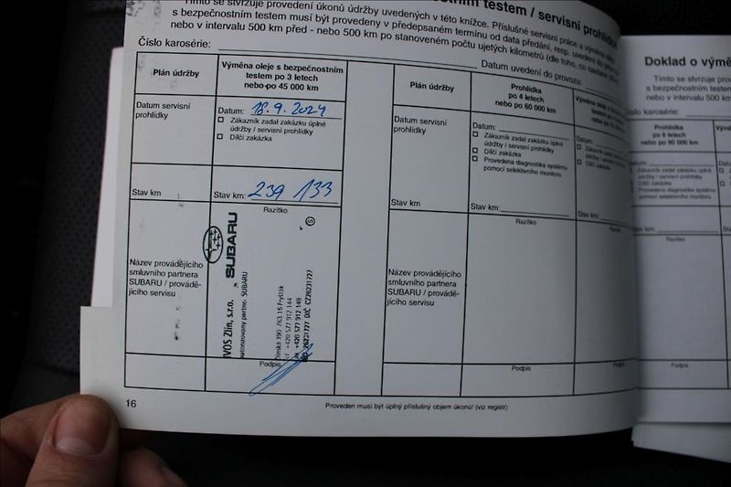 Subaru Outback 2,0 D  4 x 4, ČR, SERVISKA - fotka 29 z 29