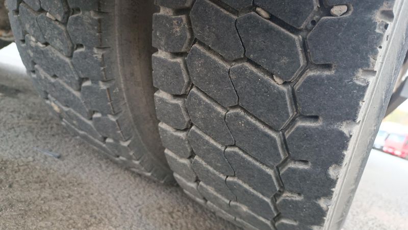 Iveco Eurocargo ML120E25 valník+plachta+čelo - fotka 15 z 17
