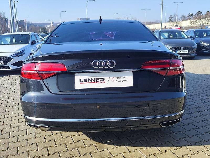 Audi A8 3.0 TDI/190kW V6 Quattro AT. - fotka 6 z 37