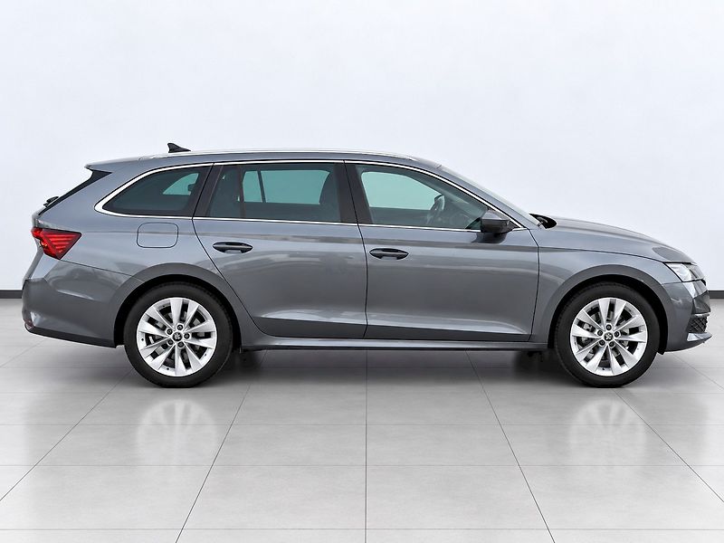 Škoda Octavia (2025) OCT.COMBI TOP SELECTION 1,5 TS - fotka 8 z 46