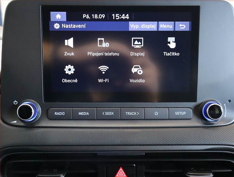 Hyundai Kona (2022) 1.6 T-GDI - fotka 17 z 23