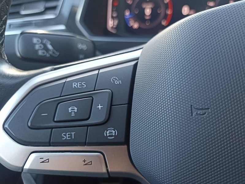 Volkswagen Tiguan Allspace (2023) 1.5 TSI 110kW  tažné manuál - fotka 14 z 35
